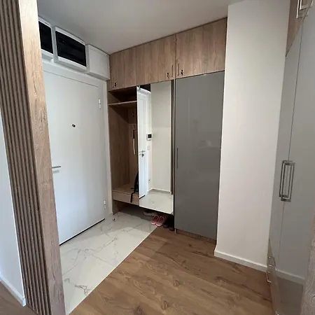 Apartament V Park Lux