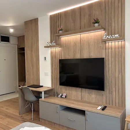 V Park Lux Apartament